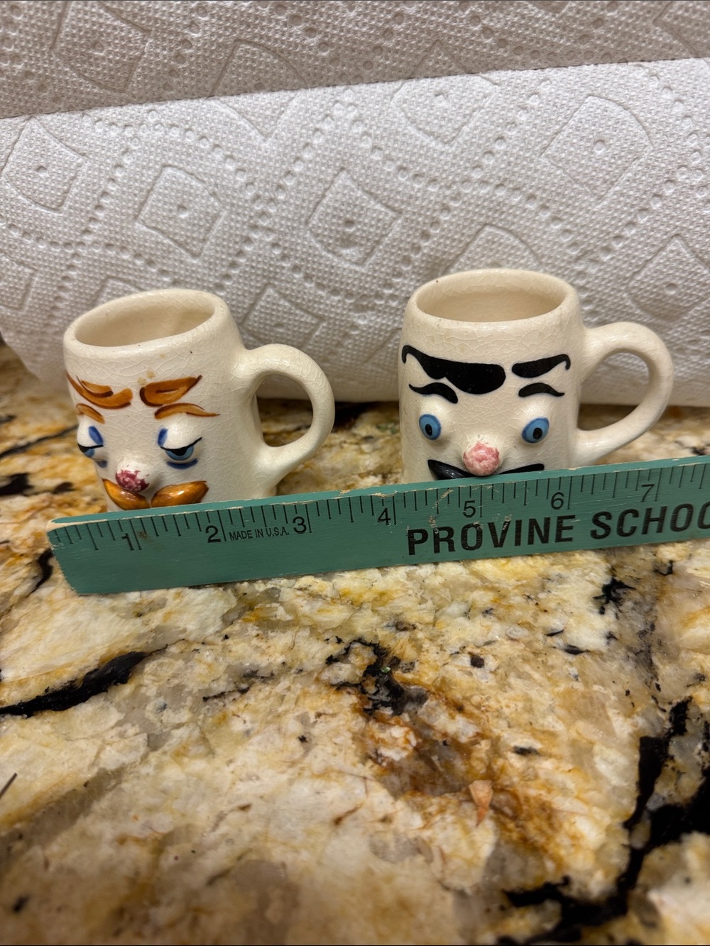 Vintage Pfaltzgraff Muggsy mugs. Set of two.